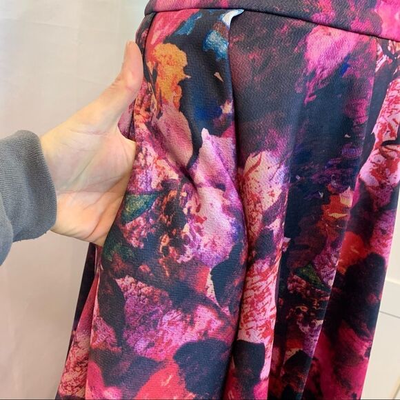 ESSENTIALS by ABS pink red flower floral skirt size 6 - Picture 4 of 10